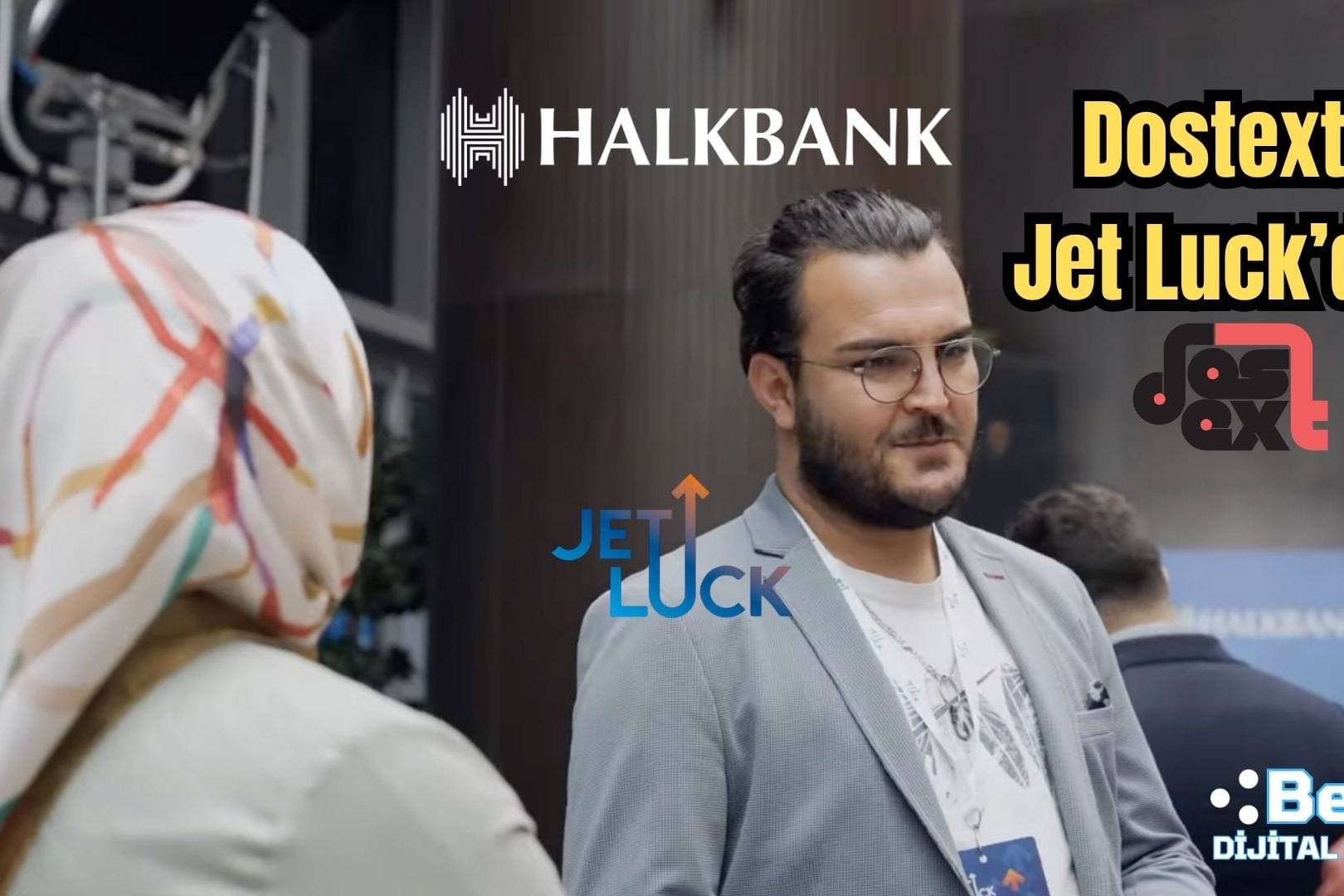 Göncü Musa Zeytun’un Halkbank Dostex işaret dili finans teknolojisi olarak etkinlik fotoğrafı.